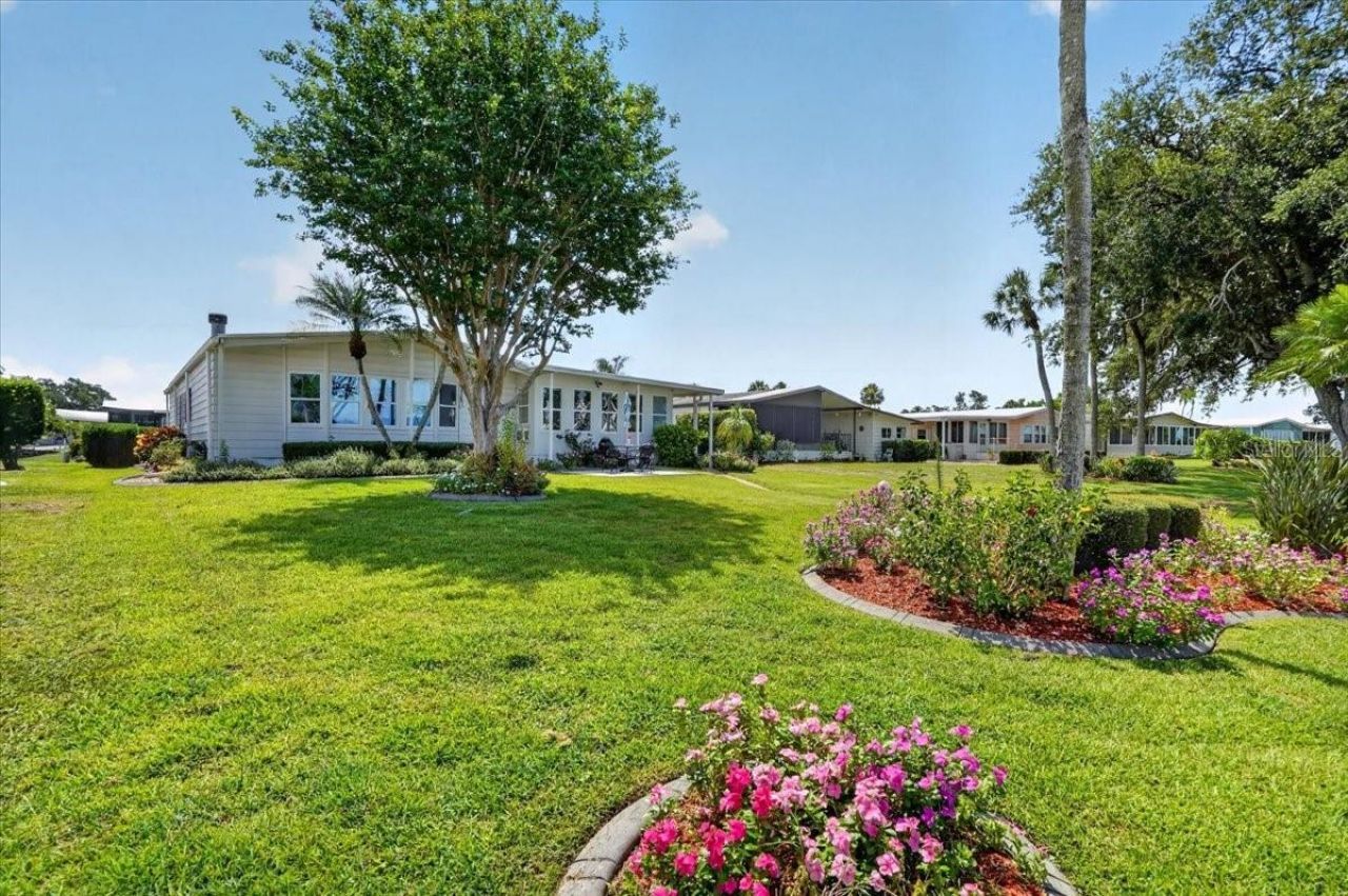 8469 Imperial Lakes Circle, Palmetto, FL 34221 Photo