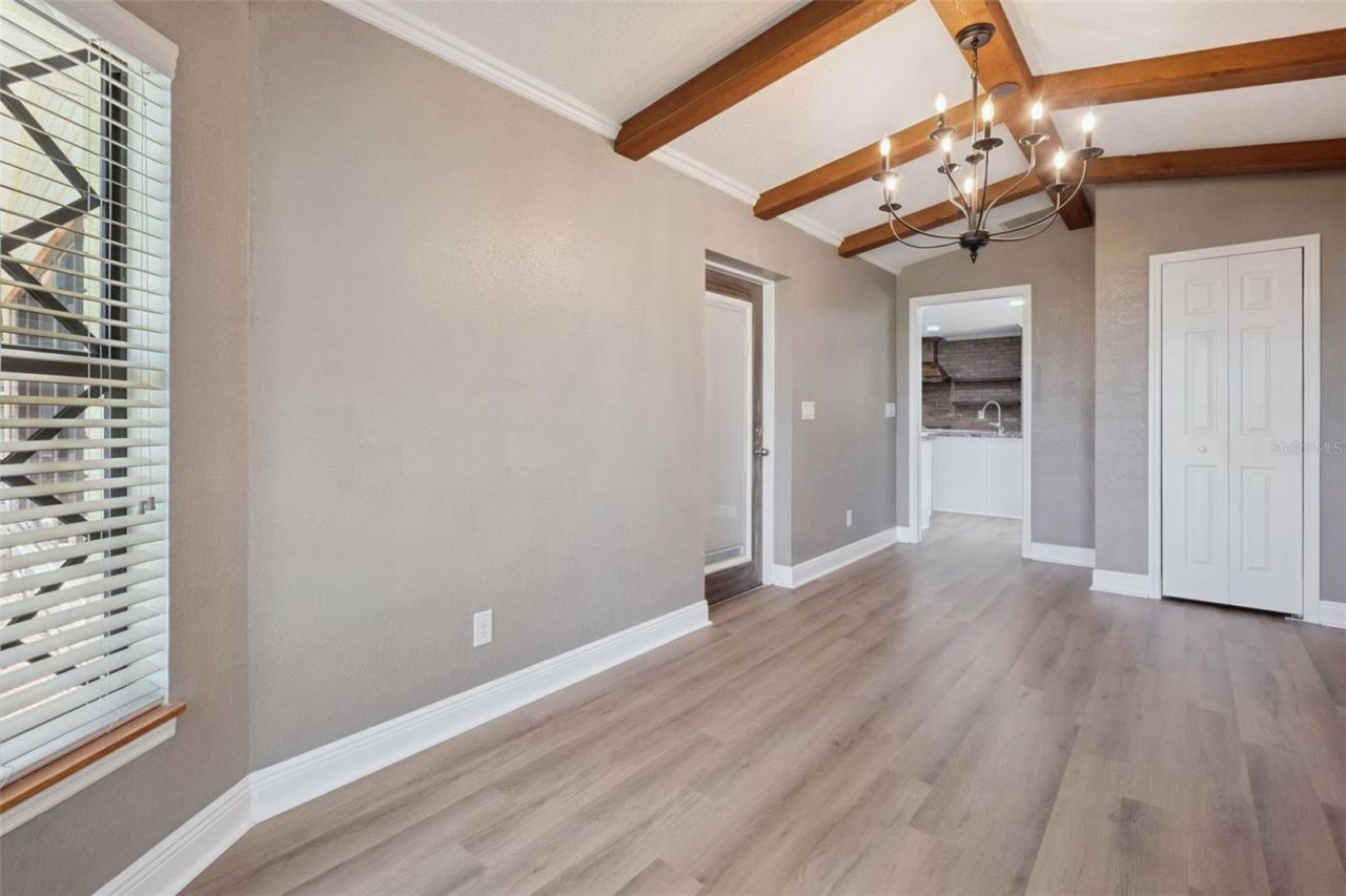 35040 Shady Oaks Lane, Fruitland Park, FL 34731 Photo