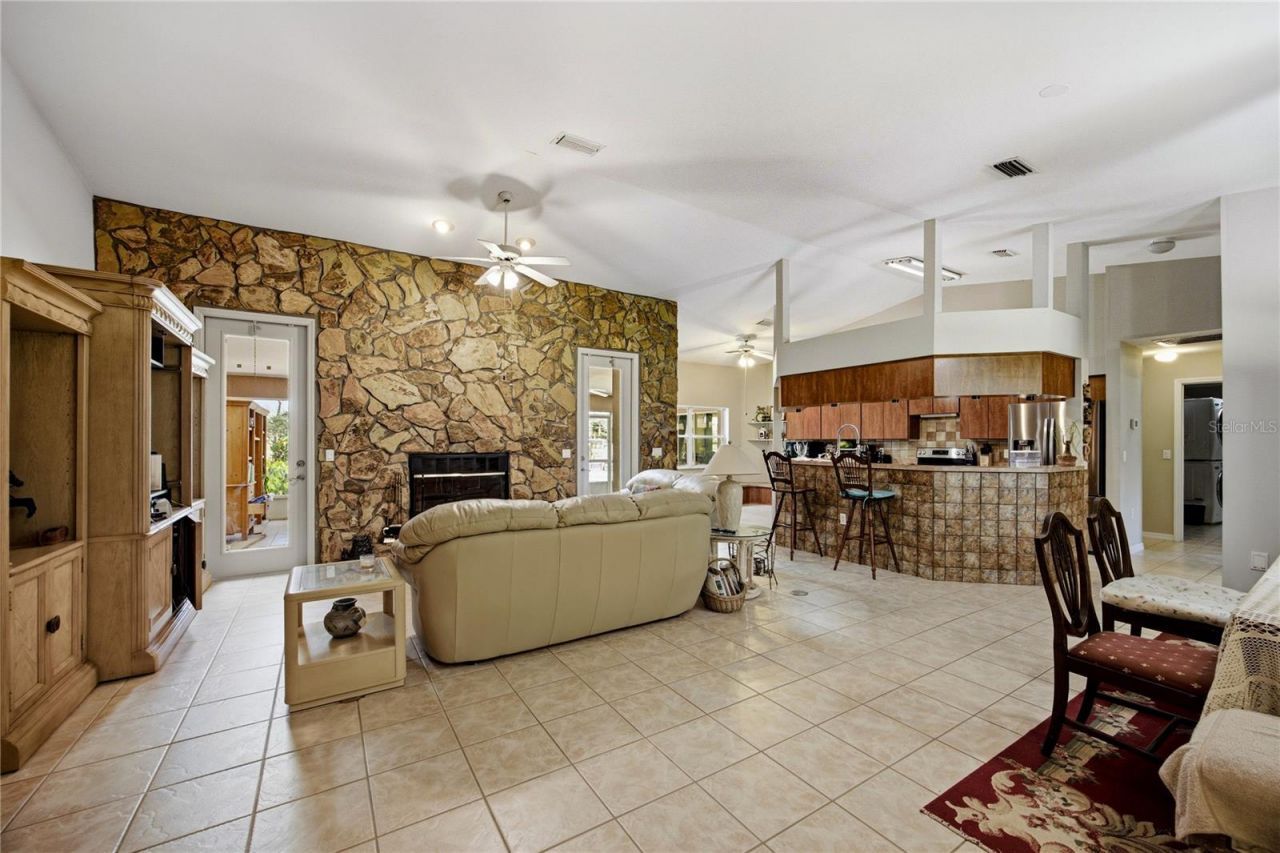 11751 SE 16th Lane , Morriston, FL 32668 Photo