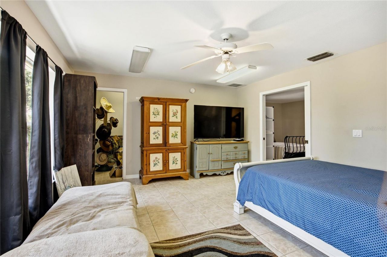 11751 SE 16th Lane , Morriston, FL 32668 Photo