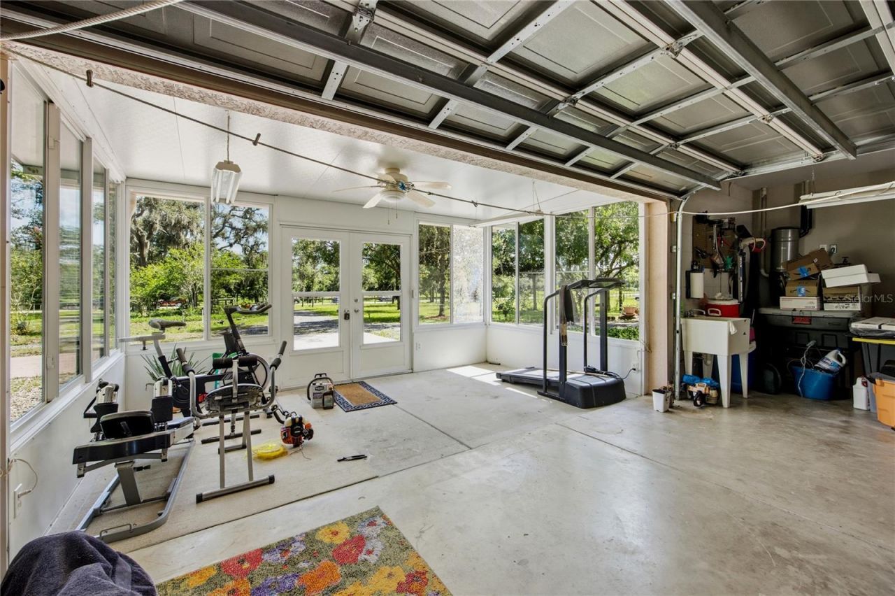 11751 SE 16th Lane , Morriston, FL 32668 Photo