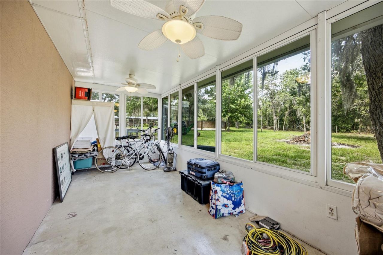 11751 SE 16th Lane , Morriston, FL 32668 Photo