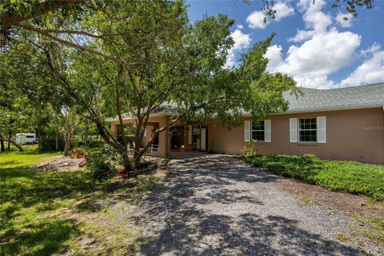 11751 SE 16th Lane , Morriston, FL 32668 Photo