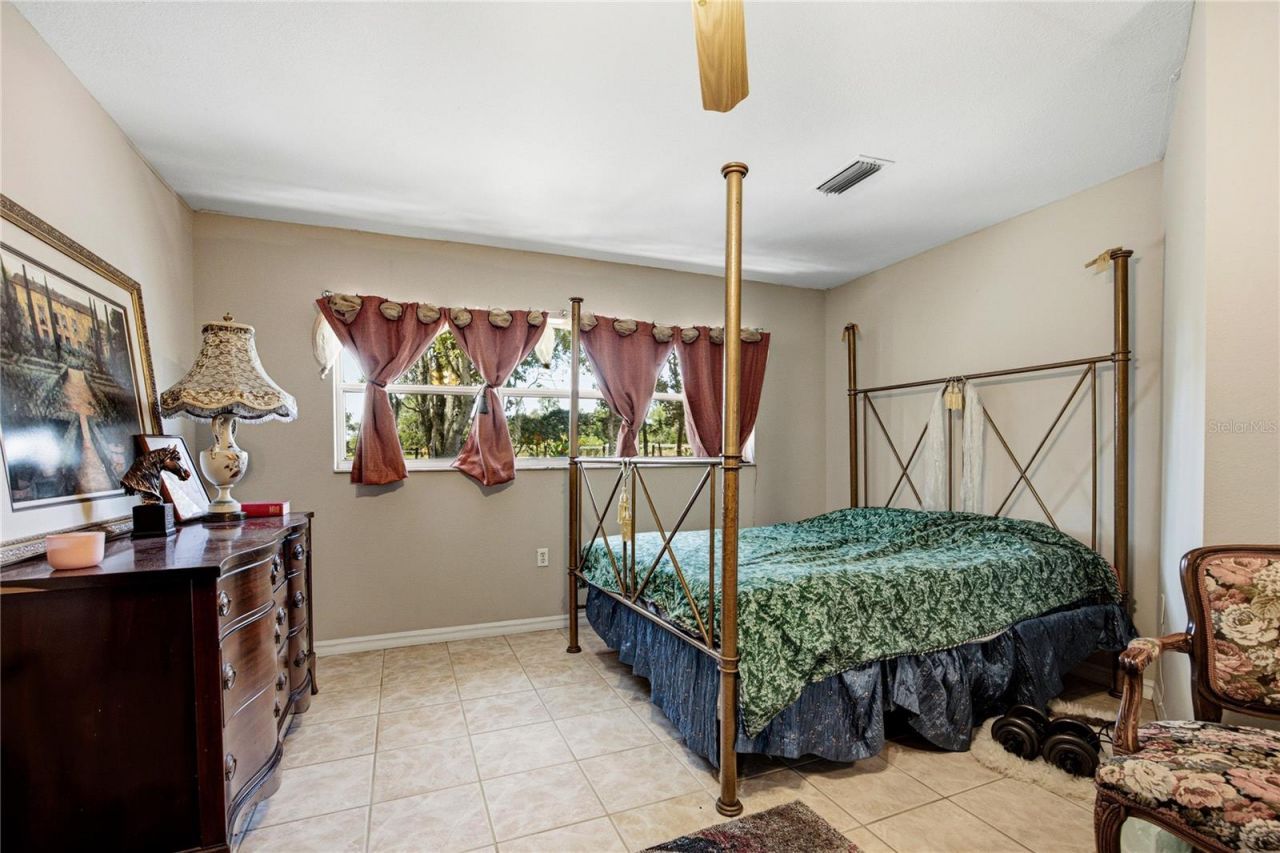 11751 SE 16th Lane , Morriston, FL 32668 Photo