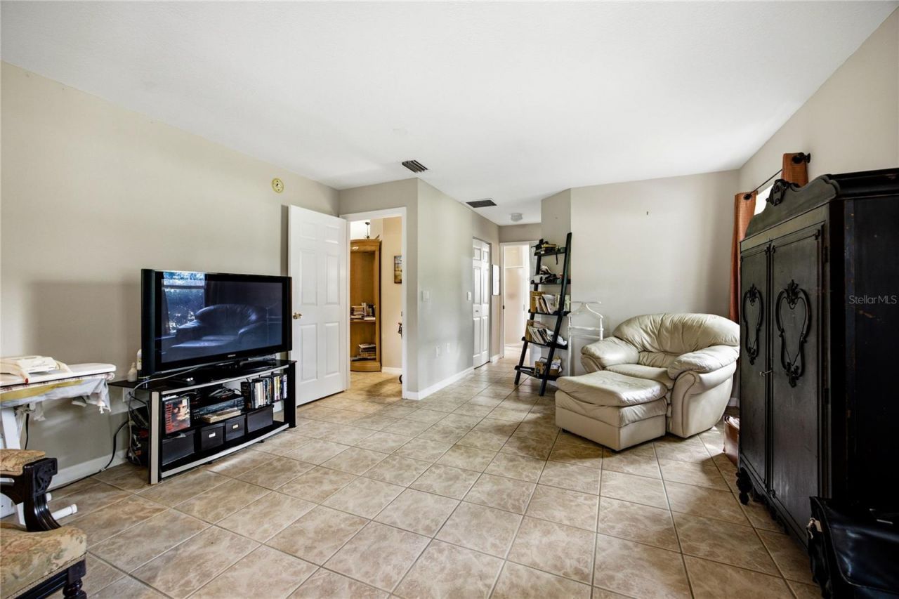 11751 SE 16th Lane , Morriston, FL 32668 Photo