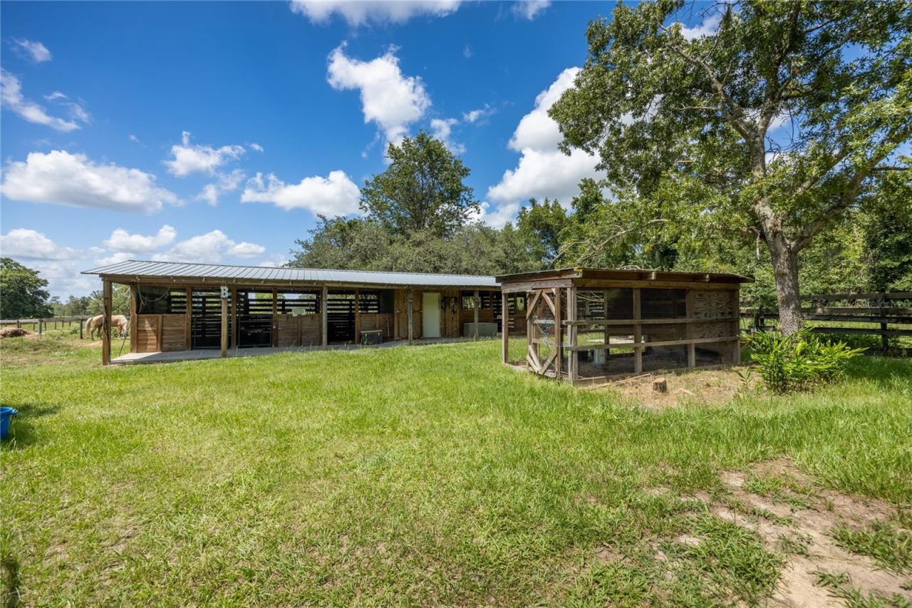 11751 SE 16th Lane , Morriston, FL 32668 Photo