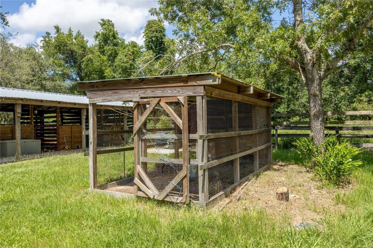 11751 SE 16th Lane , Morriston, FL 32668 Photo