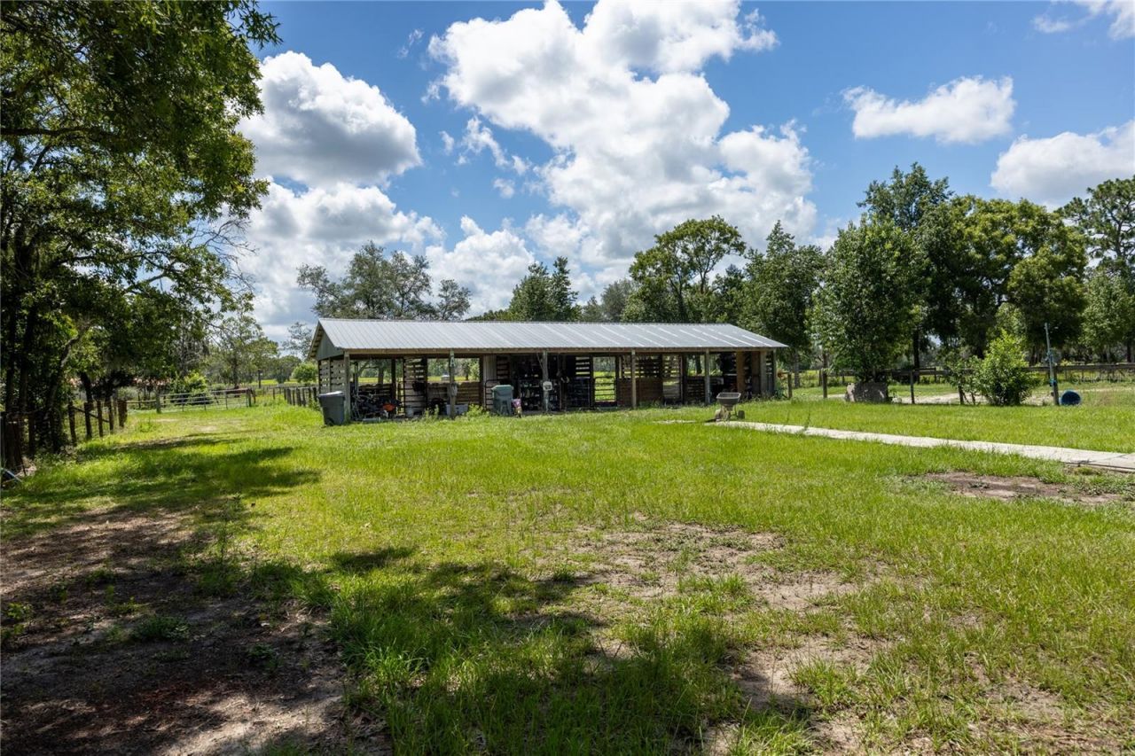 11751 SE 16th Lane , Morriston, FL 32668 Photo