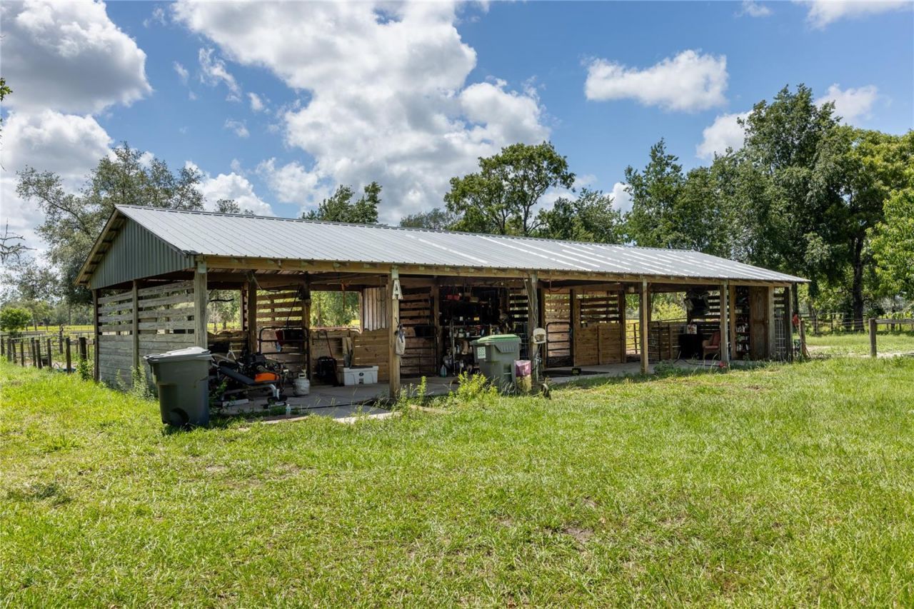 11751 SE 16th Lane , Morriston, FL 32668 Photo