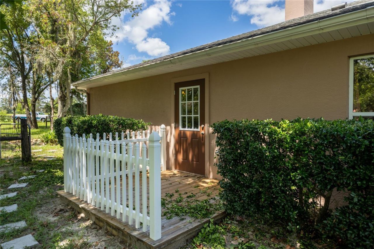 11751 SE 16th Lane , Morriston, FL 32668 Photo