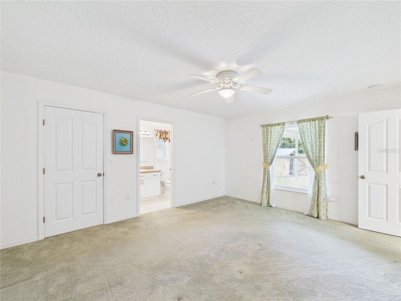 11236 N Rain Point , Inglis, FL 34449 Photo