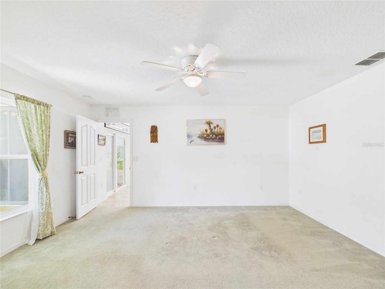 11236 N Rain Point , Inglis, FL 34449 Photo