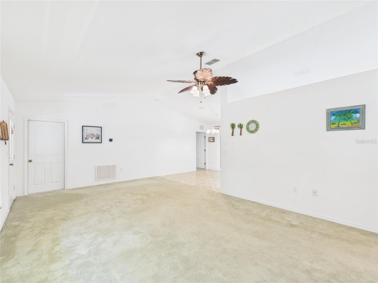 11236 N Rain Point , Inglis, FL 34449 Photo