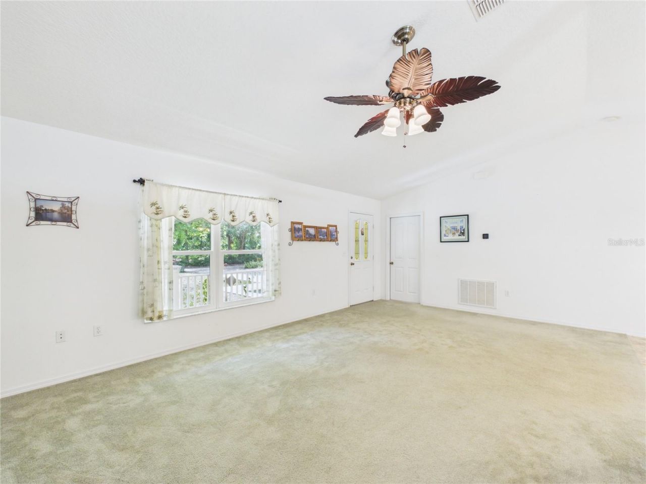 11236 N Rain Point , Inglis, FL 34449 Photo