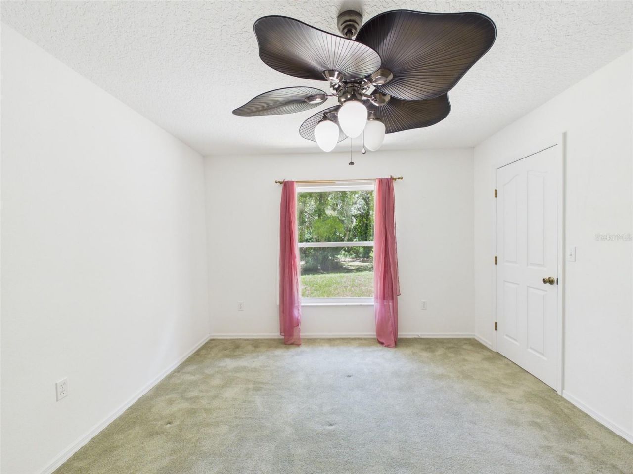 11236 N Rain Point , Inglis, FL 34449 Photo