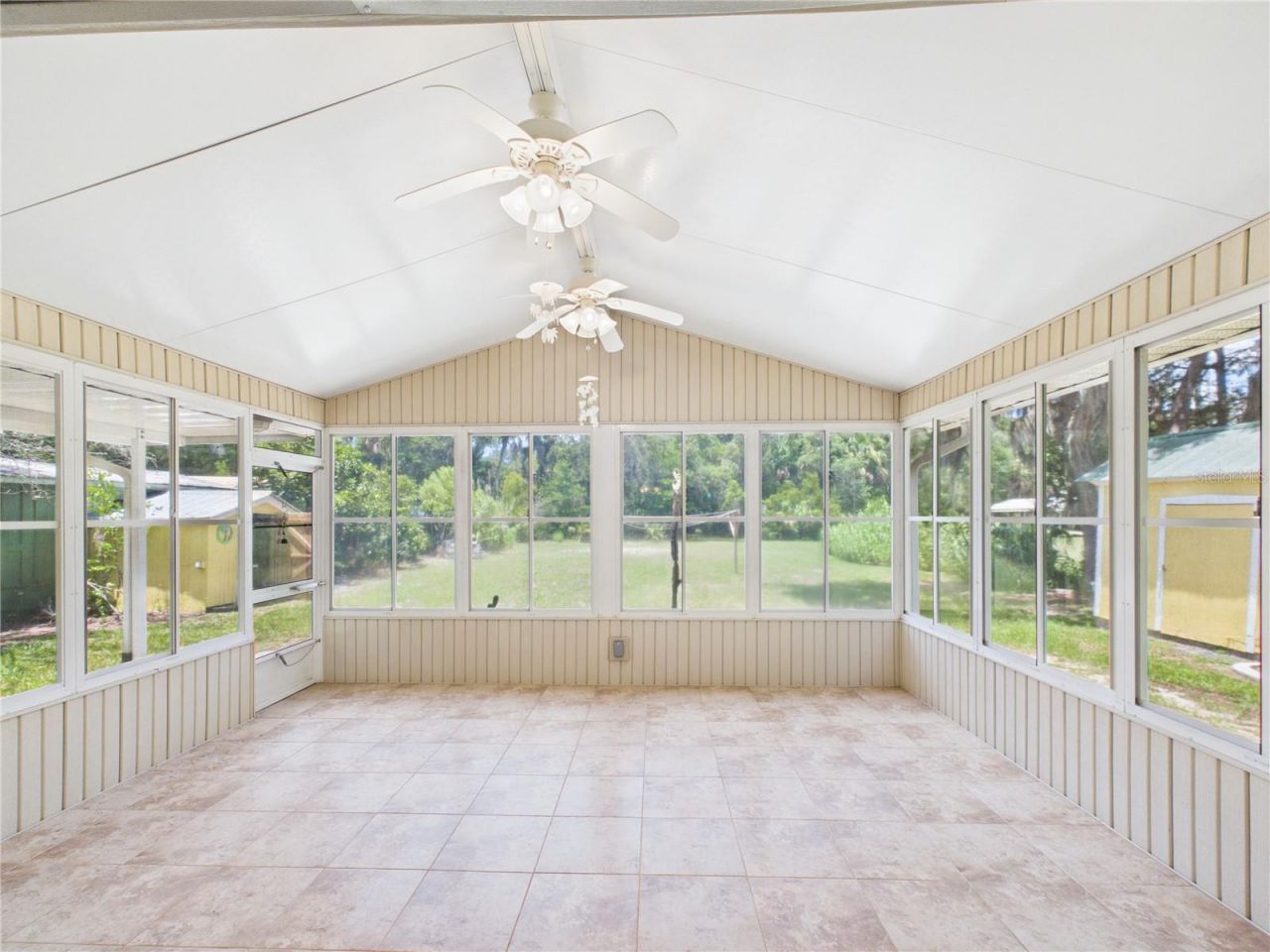 11236 N Rain Point , Inglis, FL 34449 Photo