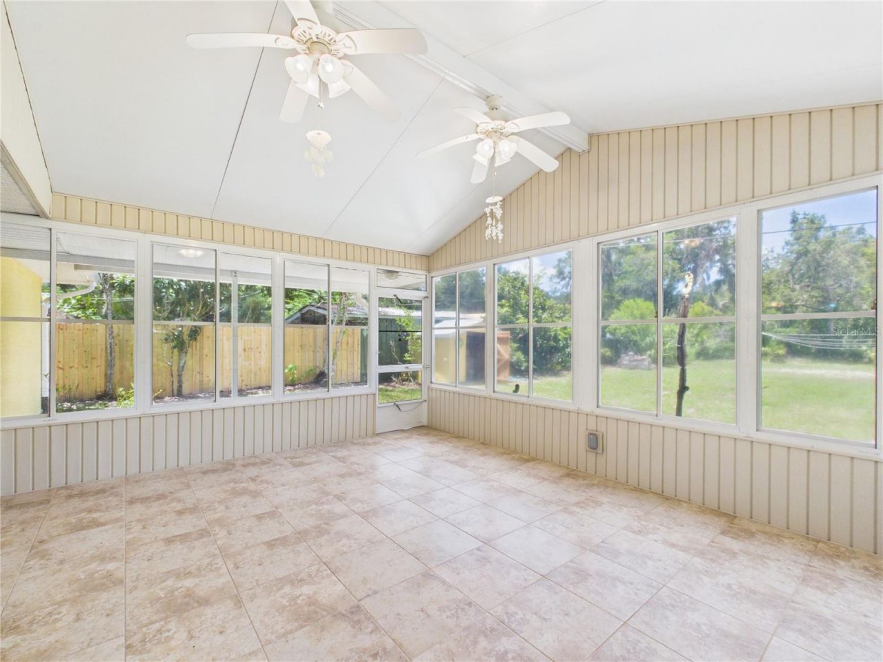 11236 N Rain Point , Inglis, FL 34449 Photo