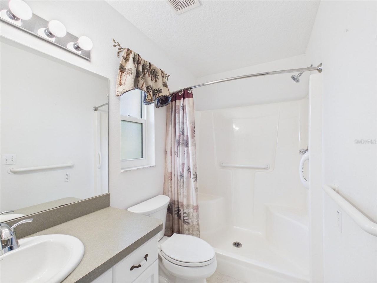 11236 N Rain Point , Inglis, FL 34449 Photo