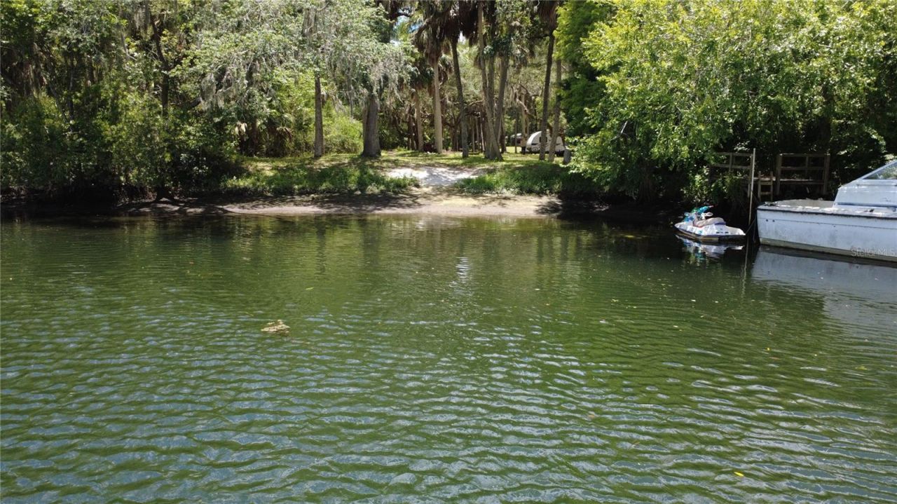 11236 N Rain Point , Inglis, FL 34449 Photo