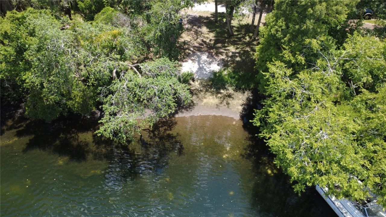 11236 N Rain Point , Inglis, FL 34449 Photo