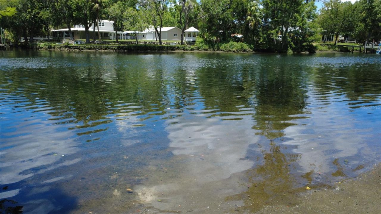 11236 N Rain Point , Inglis, FL 34449 Photo