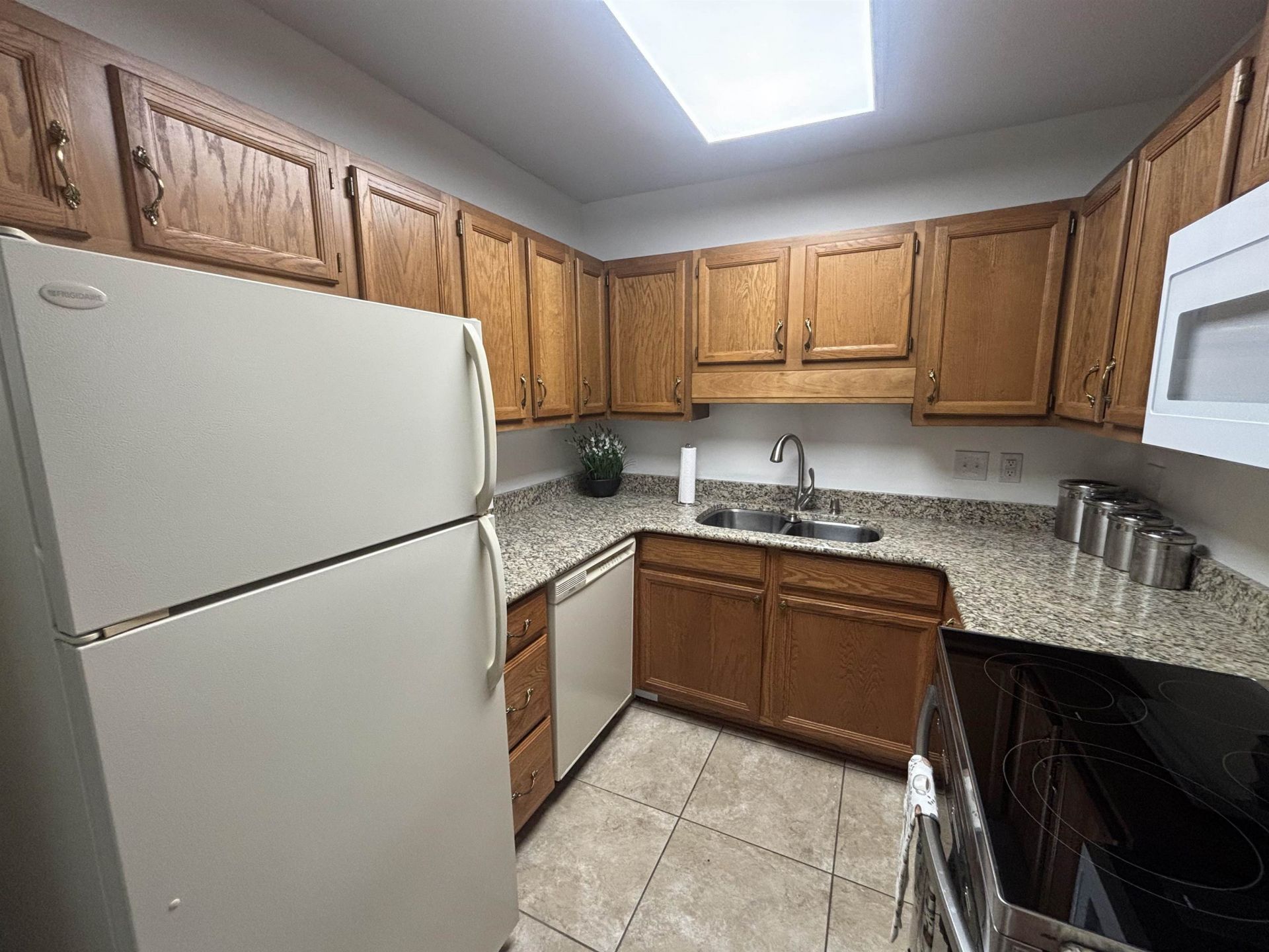 5001 Little River Rd.  Photo 6