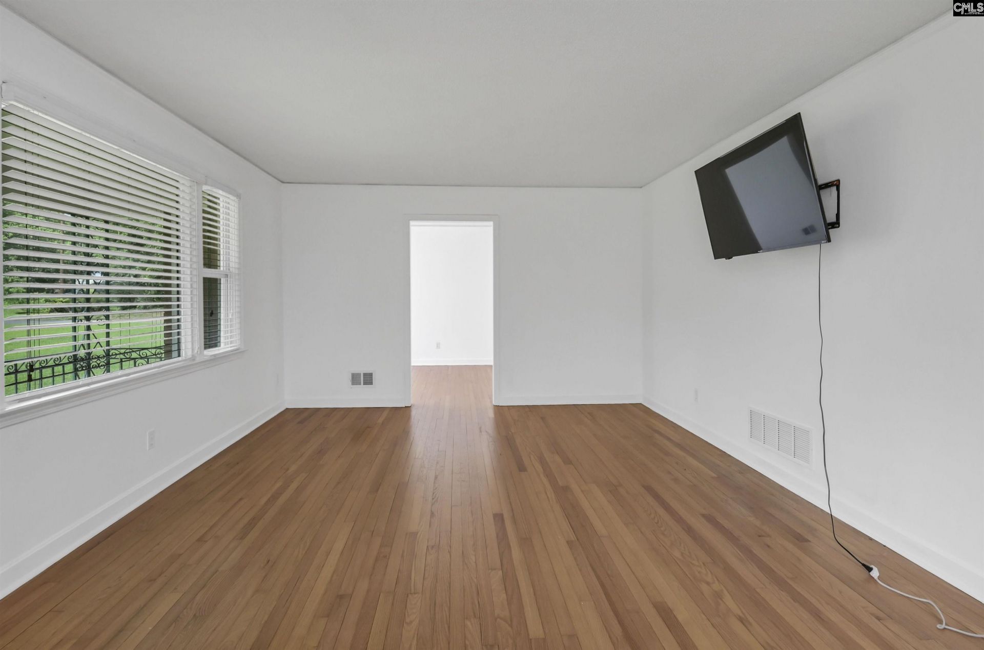 1445 Thor Drive  Photo 32