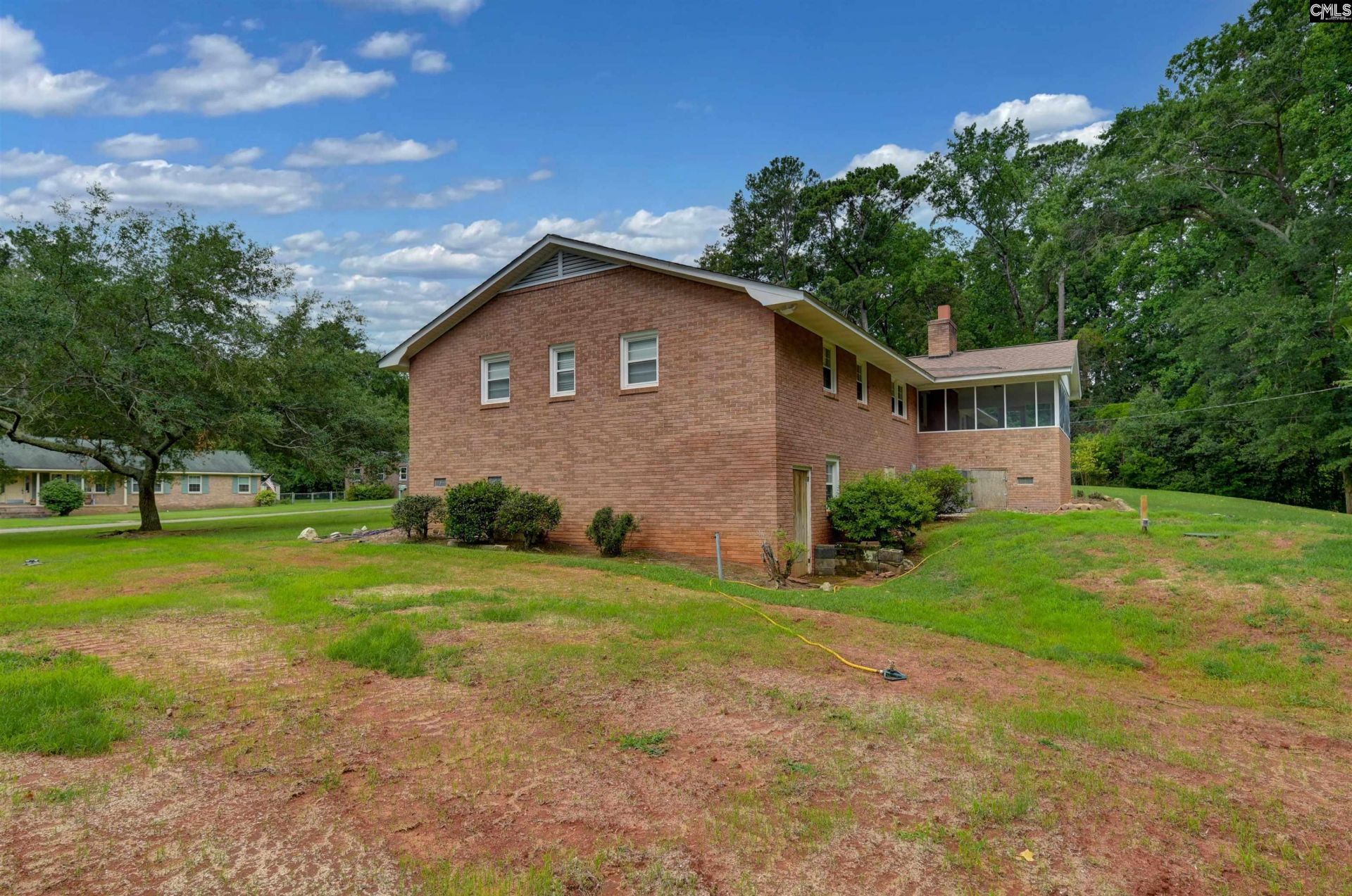 1445 Thor Drive  Photo 8