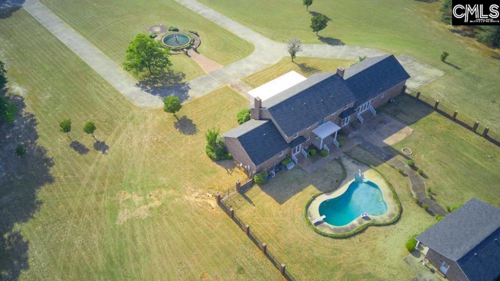 2219 Kings Mountain Drive  Photo 5