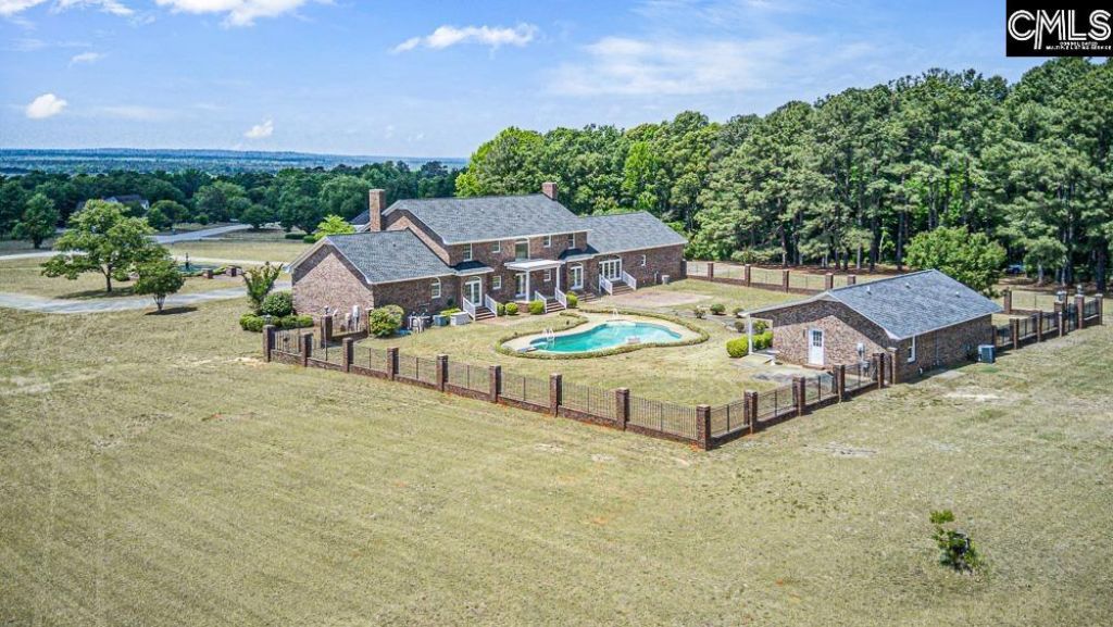 2219 Kings Mountain Drive  Photo 6