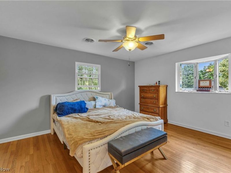 607 Castle Boulevard, Akron, OH 44313 Photo 21