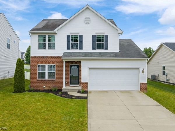 2489 Captens Street NE, Canton, OH 44721