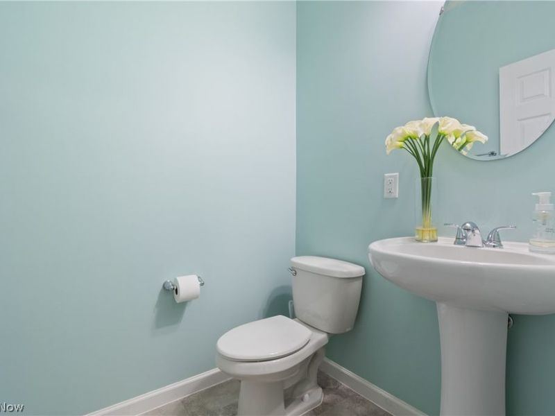 2489 Captens Street NE, Canton, OH 44721 Photo 14
