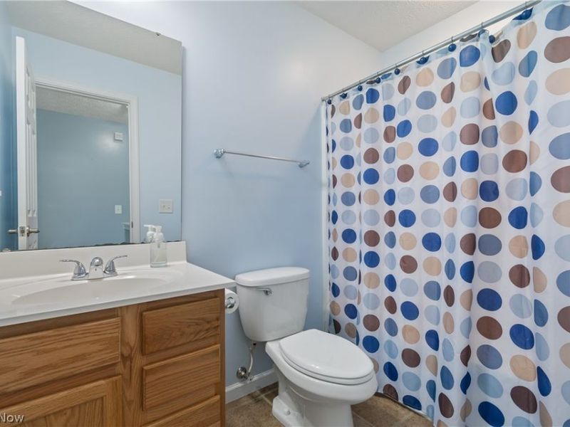 2489 Captens Street NE, Canton, OH 44721 Photo 20