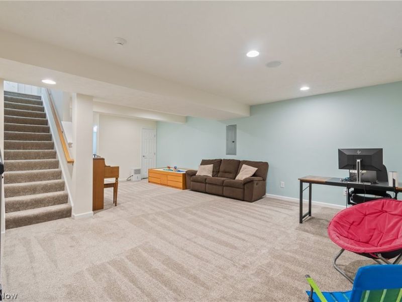 2489 Captens Street NE, Canton, OH 44721 Photo 24