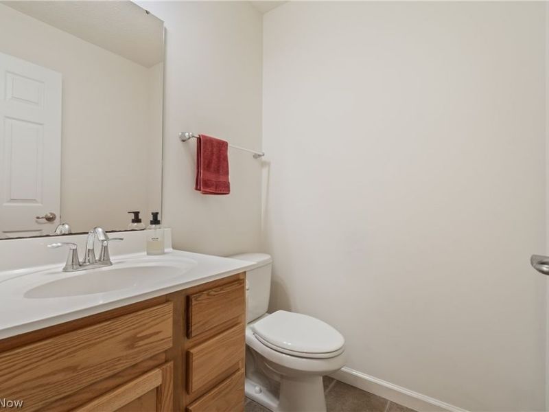 2489 Captens Street NE, Canton, OH 44721 Photo 25