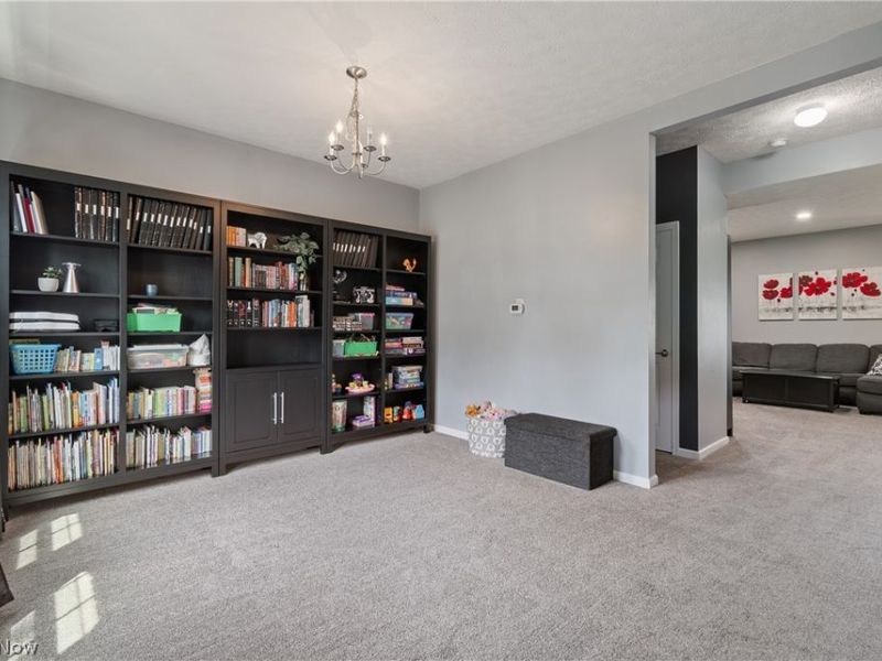 2489 Captens Street NE, Canton, OH 44721 Photo 5