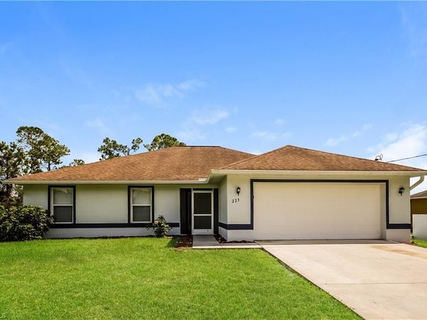 223 Beckley DR , LEHIGH ACRES, FL 33974