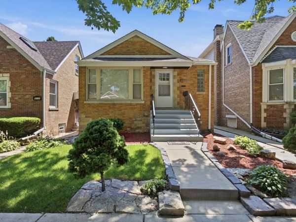 8039 S Campbell Avenue, Chicago, IL 60652