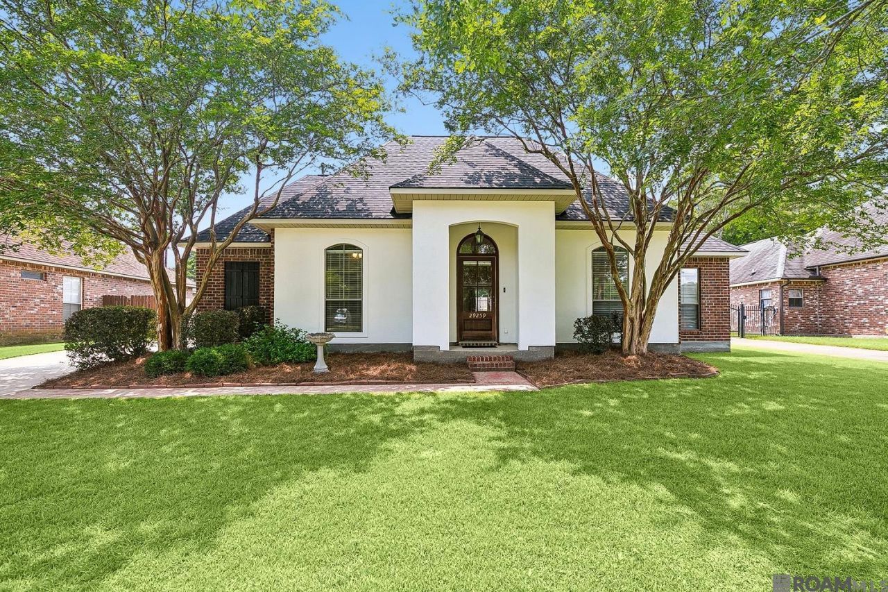 29259 Red Willow Dr, Denham Springs, LA 70726 Main Photo