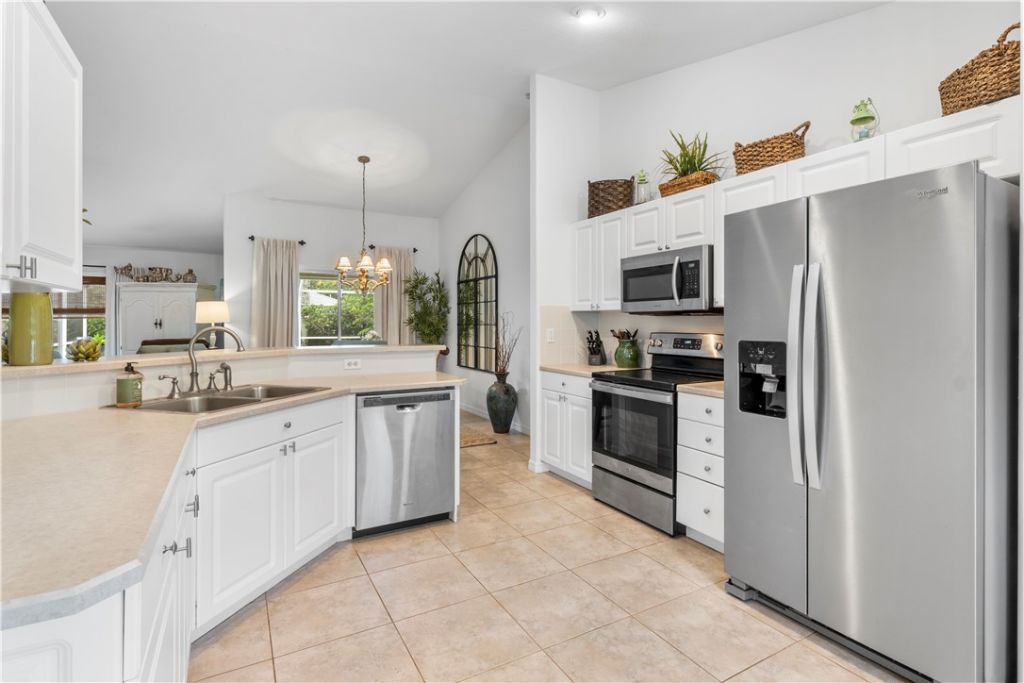966 Gulfstream Avenue, Sebastian, FL 32958 Photo
