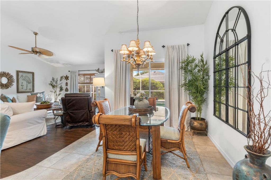 966 Gulfstream Avenue, Sebastian, FL 32958 Photo