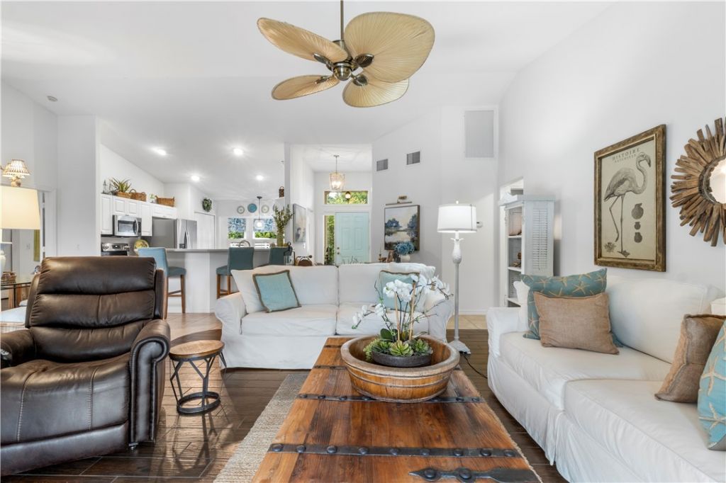 966 Gulfstream Avenue, Sebastian, FL 32958 Photo