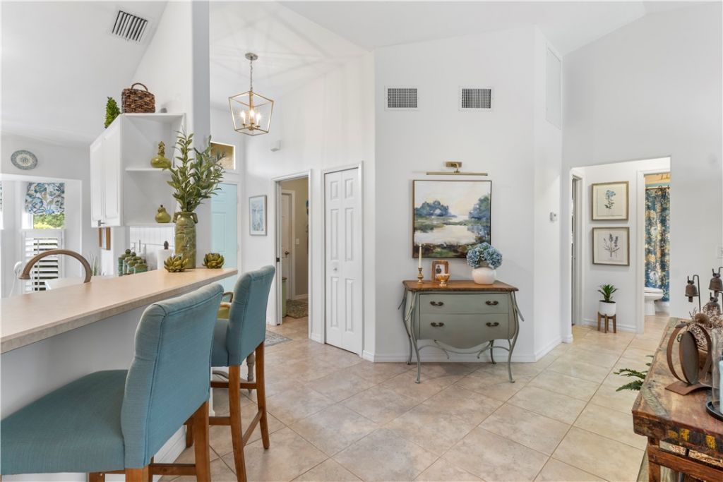 966 Gulfstream Avenue, Sebastian, FL 32958 Photo