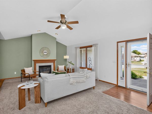 1520 Prairie Drive , Story City, IA 50248
