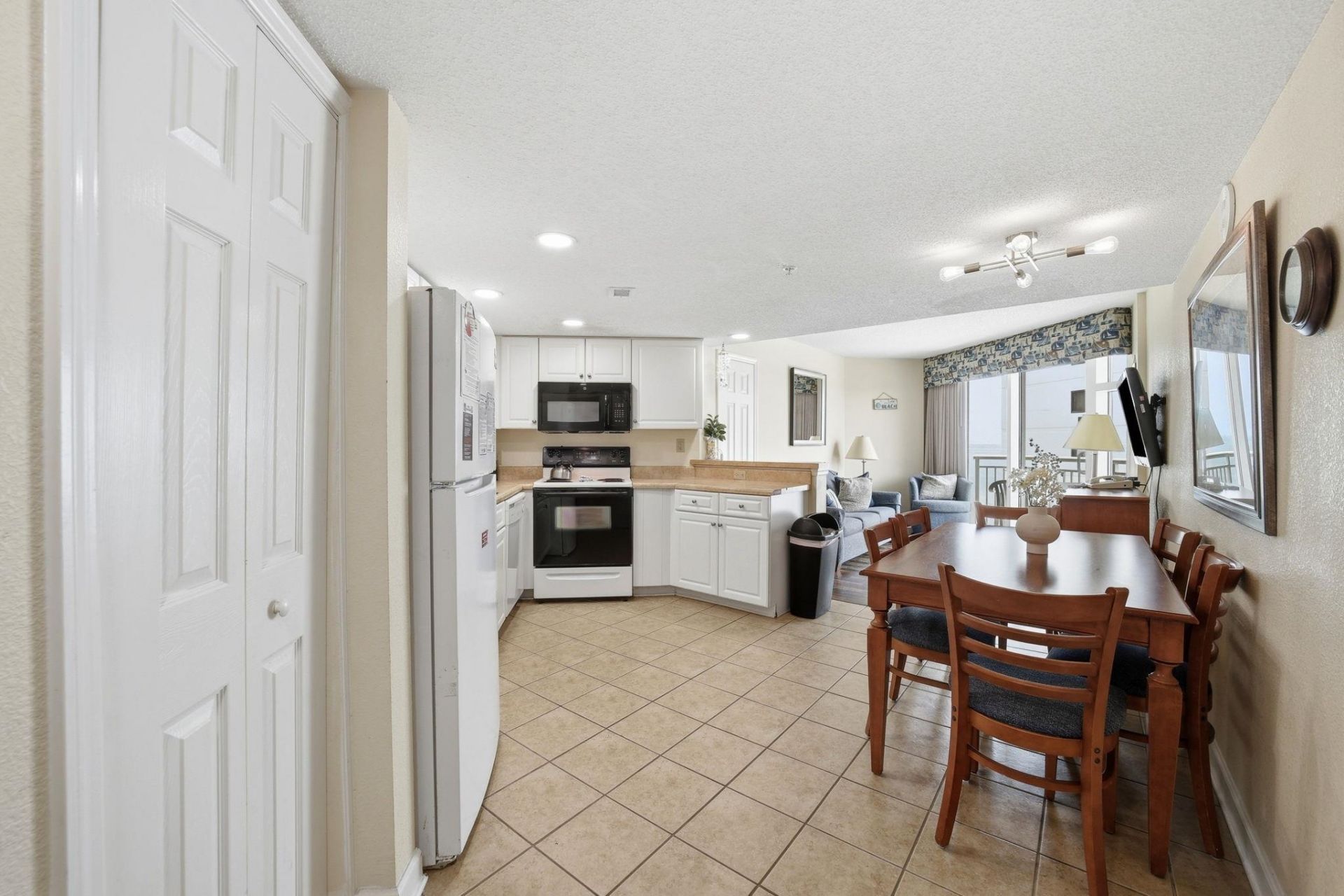 2501 S Ocean Blvd.  Photo 11