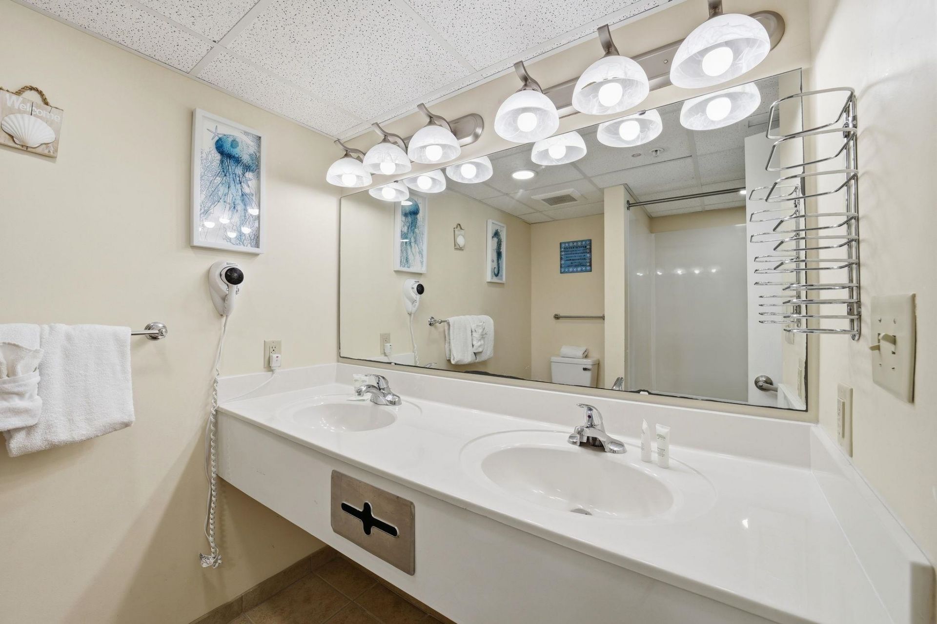 2501 S Ocean Blvd.  Photo 18
