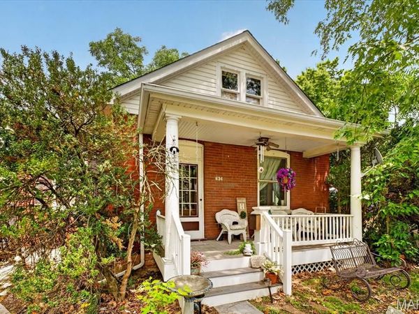 634 N Metter Avenue, Columbia, IL 62236