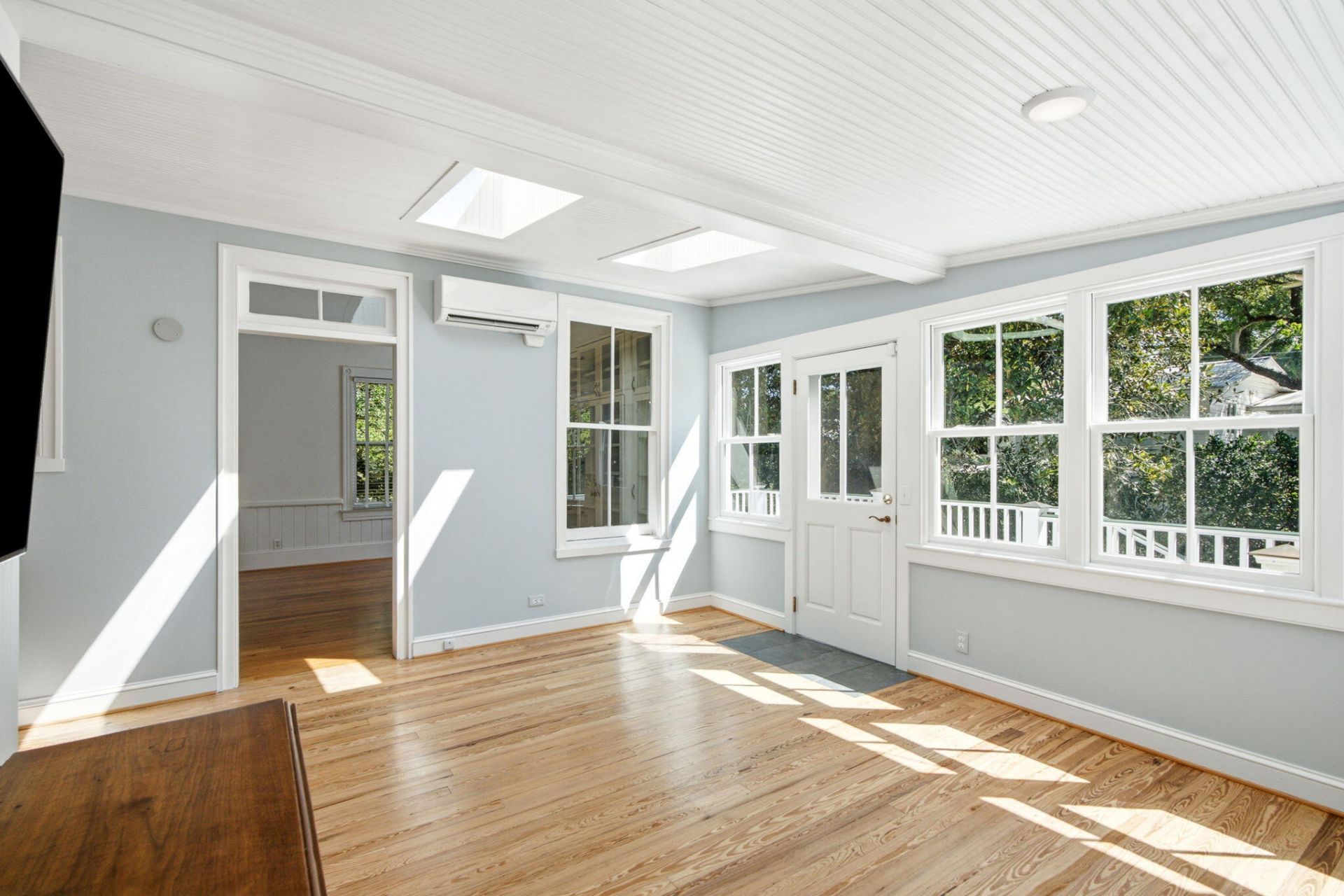 328 Bennett Street Photo 25