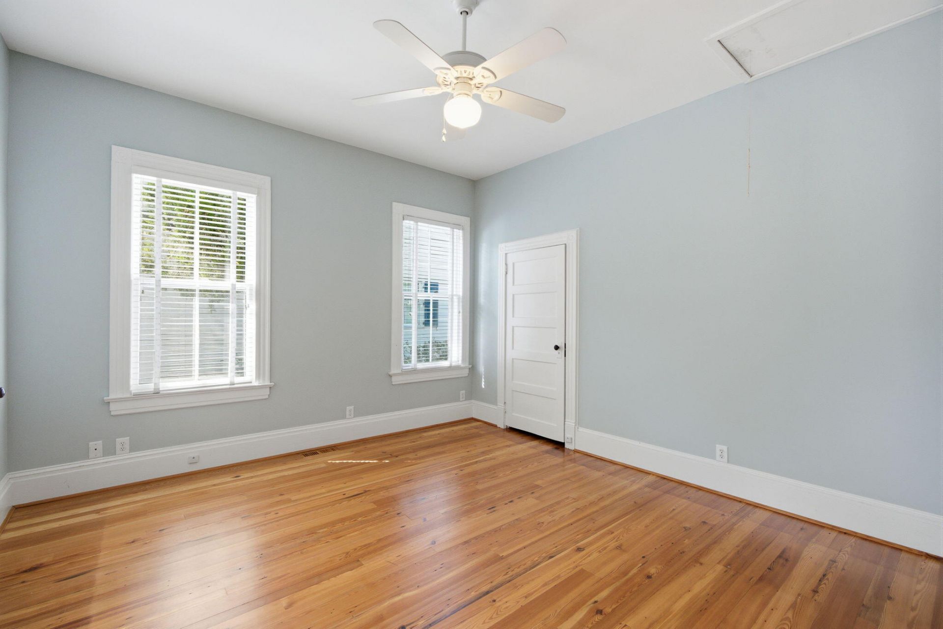 328 Bennett Street Photo 29